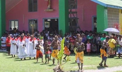 Easter celebrations  at the Visale Catholic Parish. Photo credit: SIBC.