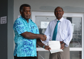 Hon. James Bule, Minister of Climate Change of the Republic of Vanuatu and Hon. Milner Tozaka, Minister of Foreign Affairs and External Trade of Solomon Islands during the presentation. Photo credit: GCU.