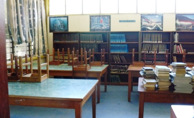 Inside the Honiara public library. Photo credit: tauranga.kete.net.nz
