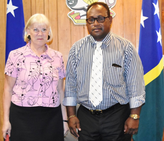 Acting Prime Minister Manasseh Maelanga and New Zealand High Commissioner Ms Marion Crawshaw. Photo credit: GCU.