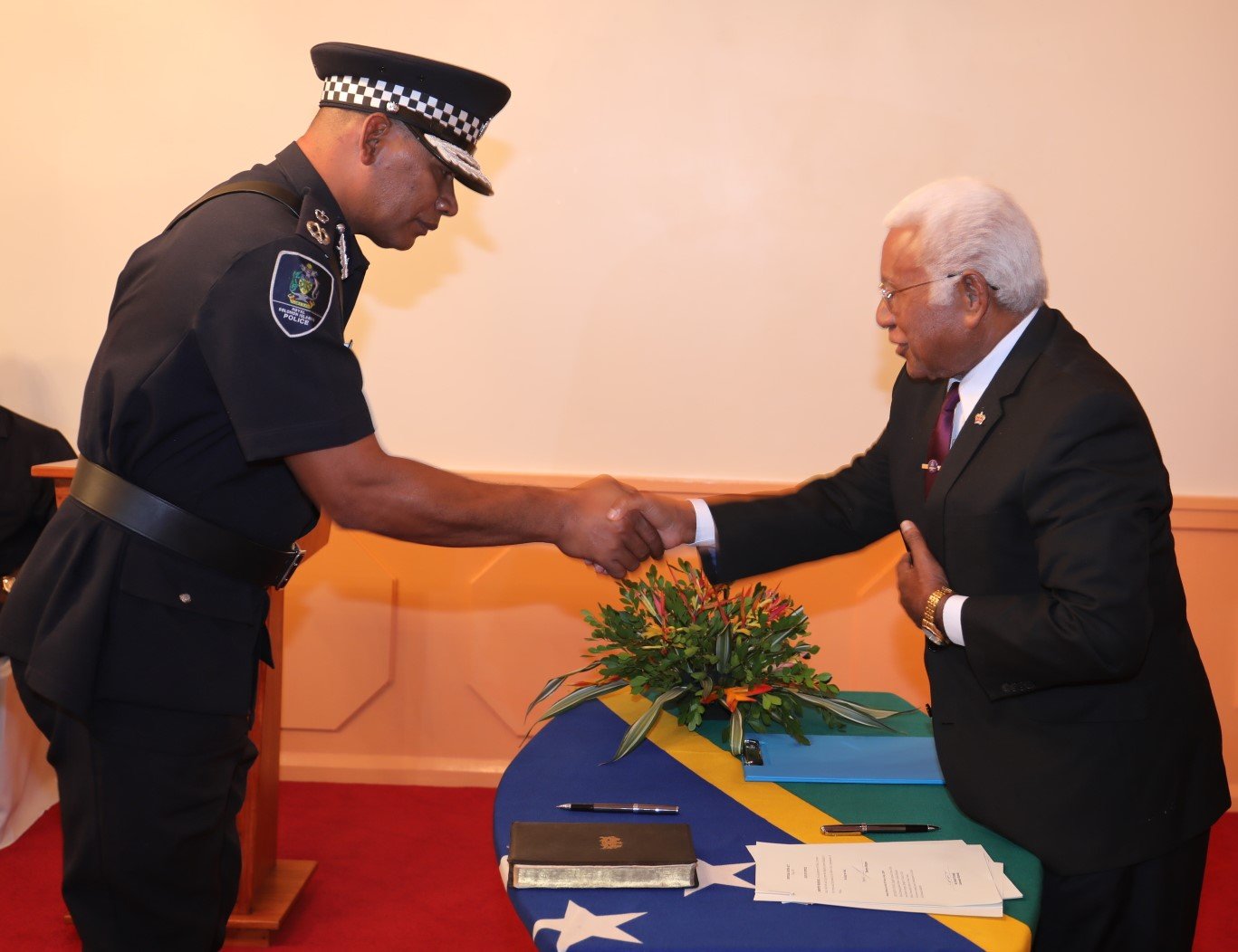 MANGAU SWORN-IN AS NEW POLICE COMMISSIONER