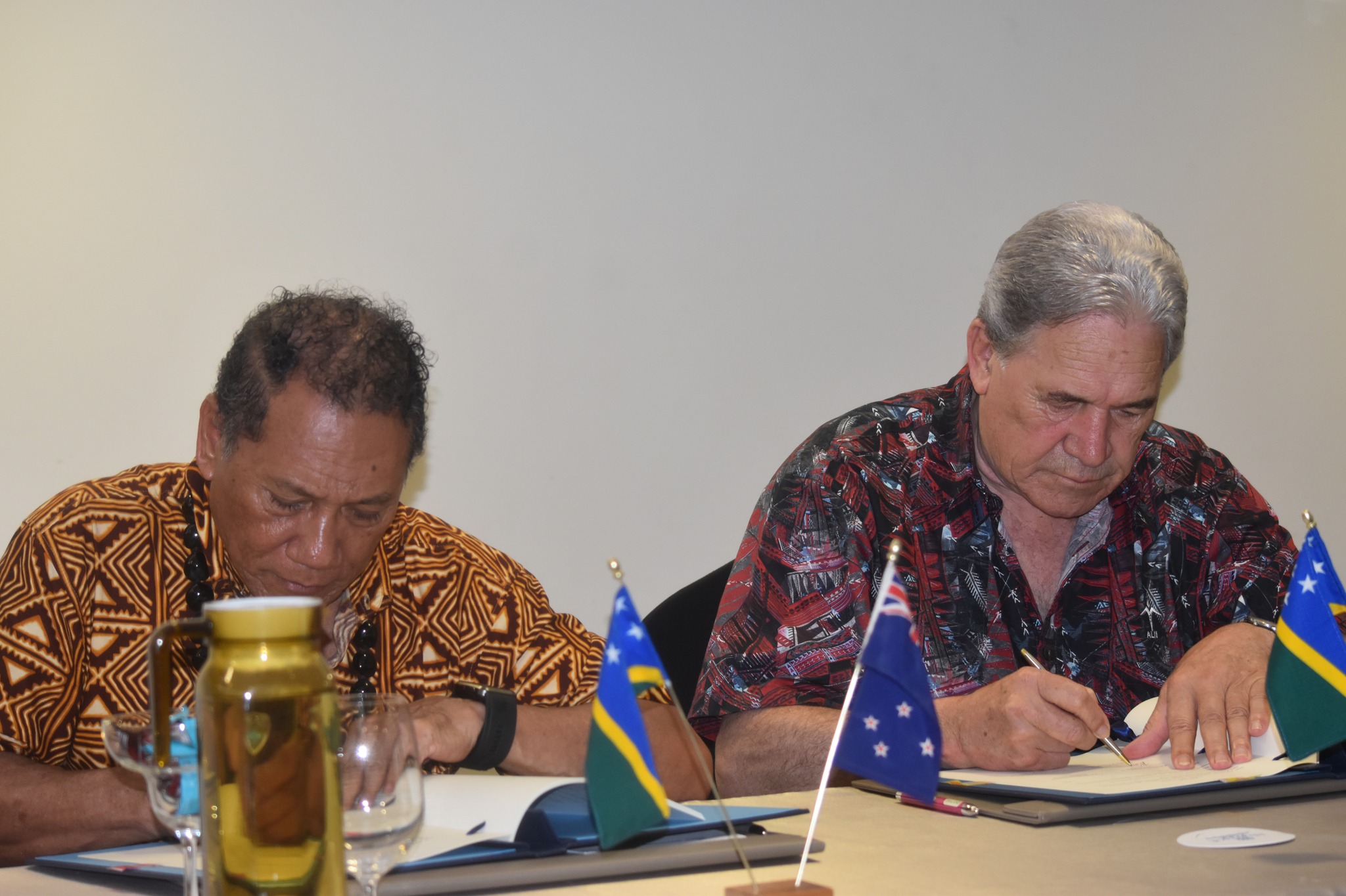 Minister of Foreign Affairs and External Trade, Hon. Peter Shanel Agovaka signs revised Air Service Agreement with New Zealand’s Deputy Prime Minister