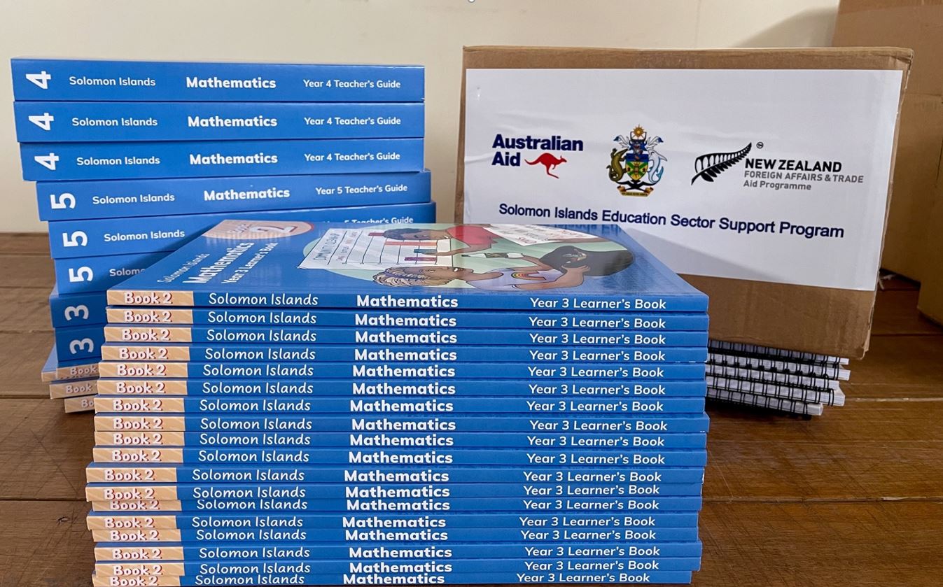 Australian Government Delivers School Books to Temotu Province