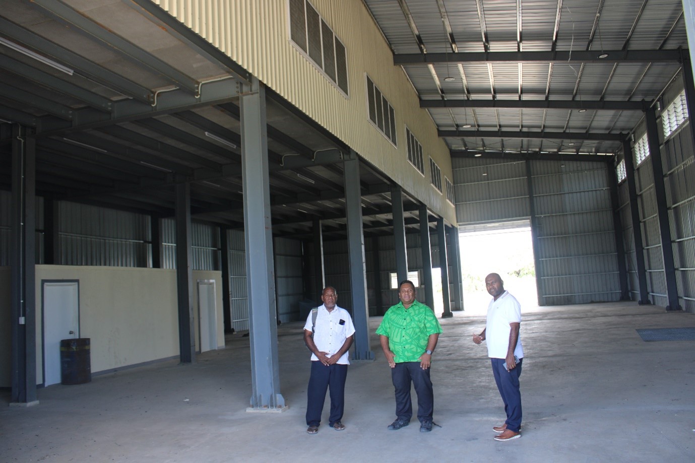 Minister Wasi inspects first ever Solomon Islands Vapor Heat Treatment facility.